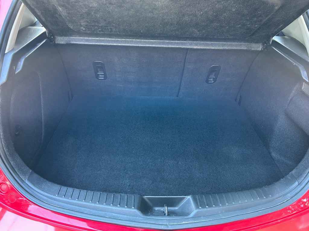 Used 2013 MAZDA MAZDA3 i Touring image 16
