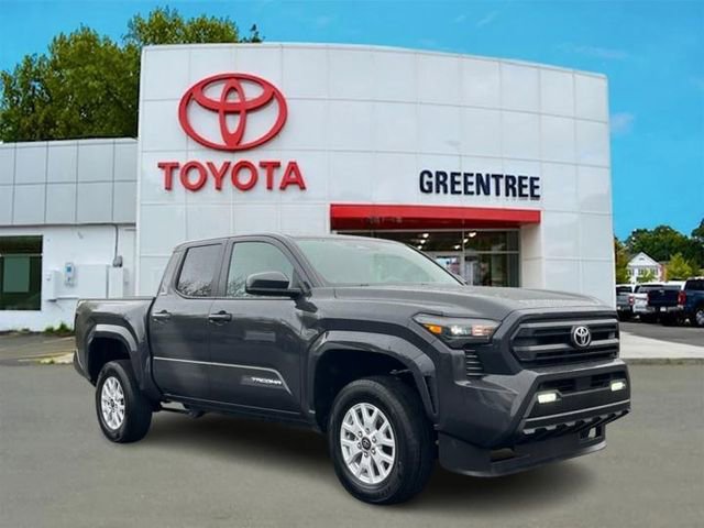 Used 2025 Toyota Tacoma SR5 AWD/4WD image 1