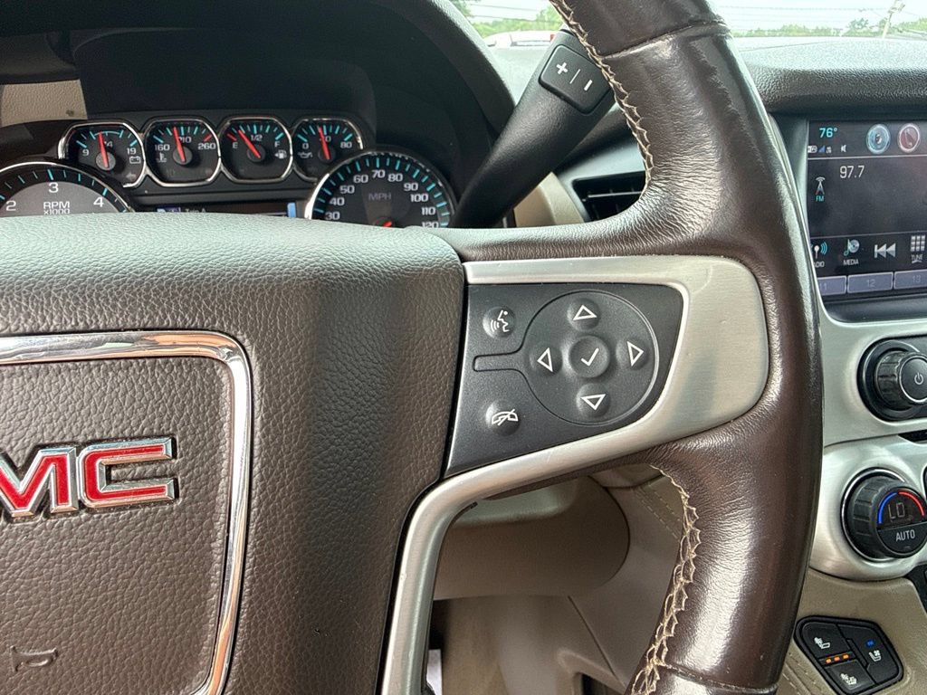 Used 2019 GMC Yukon SLT w/ HD Trailering Package AWD/4WD image 32