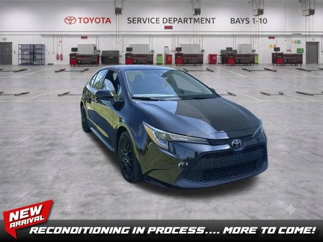 Used 2021 Toyota Corolla LE FWD image 1