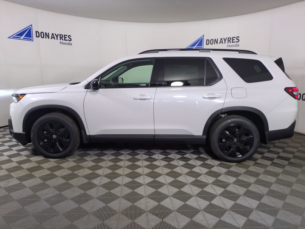 New 2026 Honda Pilot Black Edition image 2