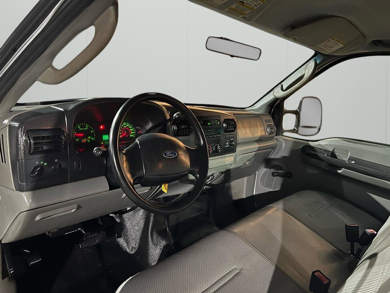 Used 2006 Ford F350 XLT image 37
