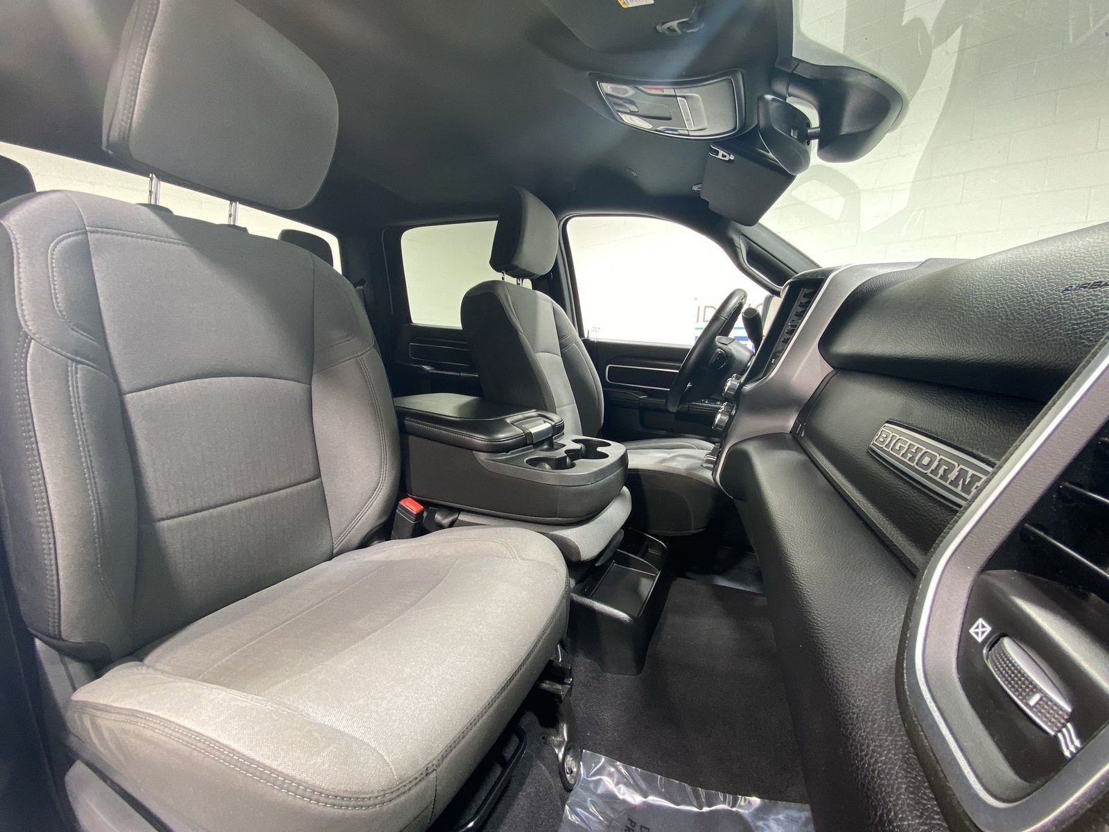 Used 2024 RAM 3500 Big Horn image 23