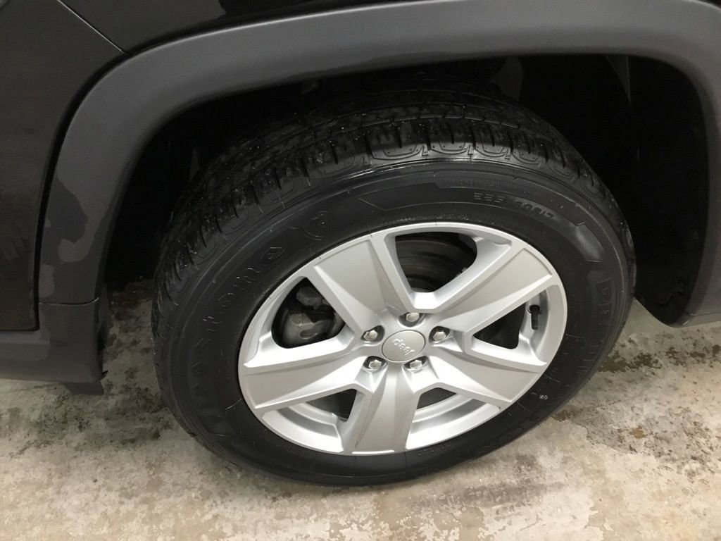 Used 2022 Jeep Compass Latitude w/ Convenience Group image 4