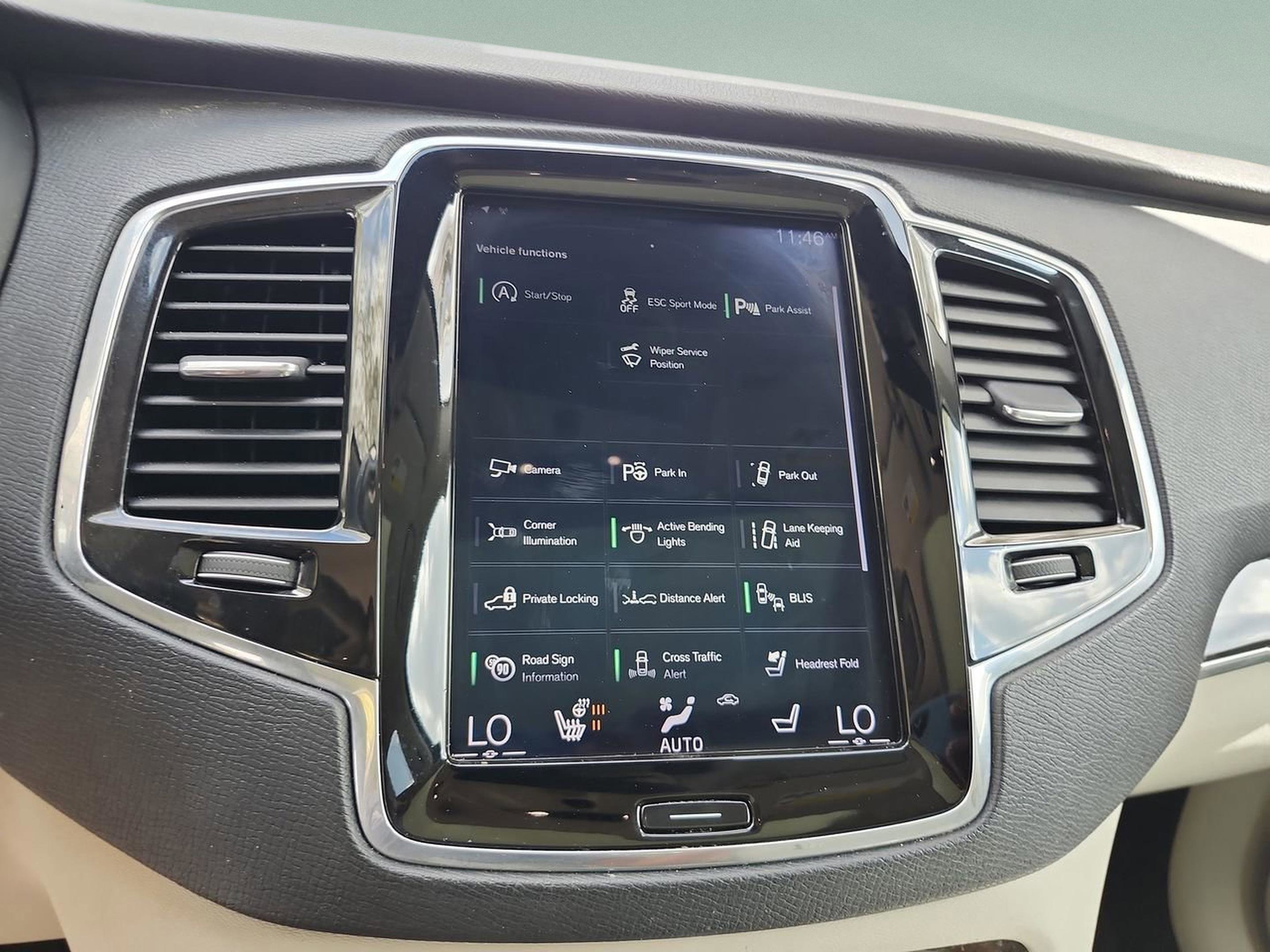 Used 2018 Volvo XC90 T5 Momentum w/ Convenience Package image 28