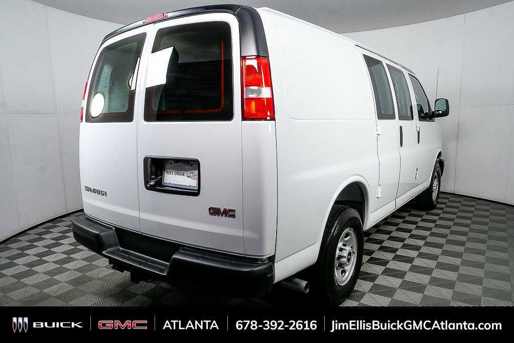 New 2025 GMC Savana 2500 w/ Driver Convenience Package RWD image 3