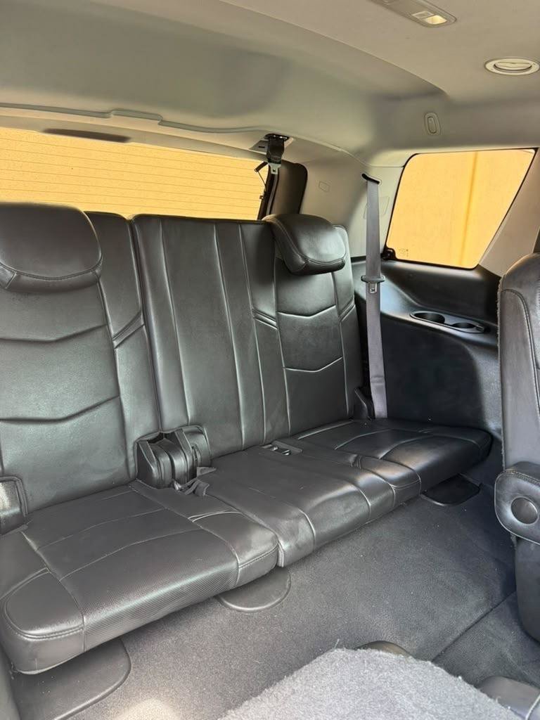 Used 2016 Cadillac Escalade Premium AWD/4WD image 14
