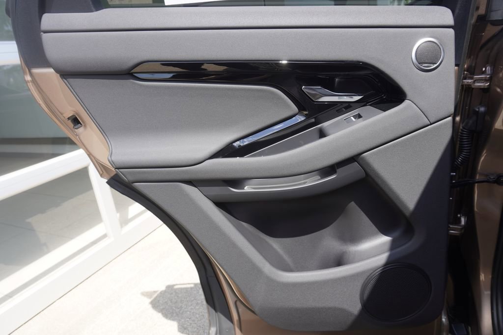 New 2026 Land Rover Range Rover Evoque S image 28