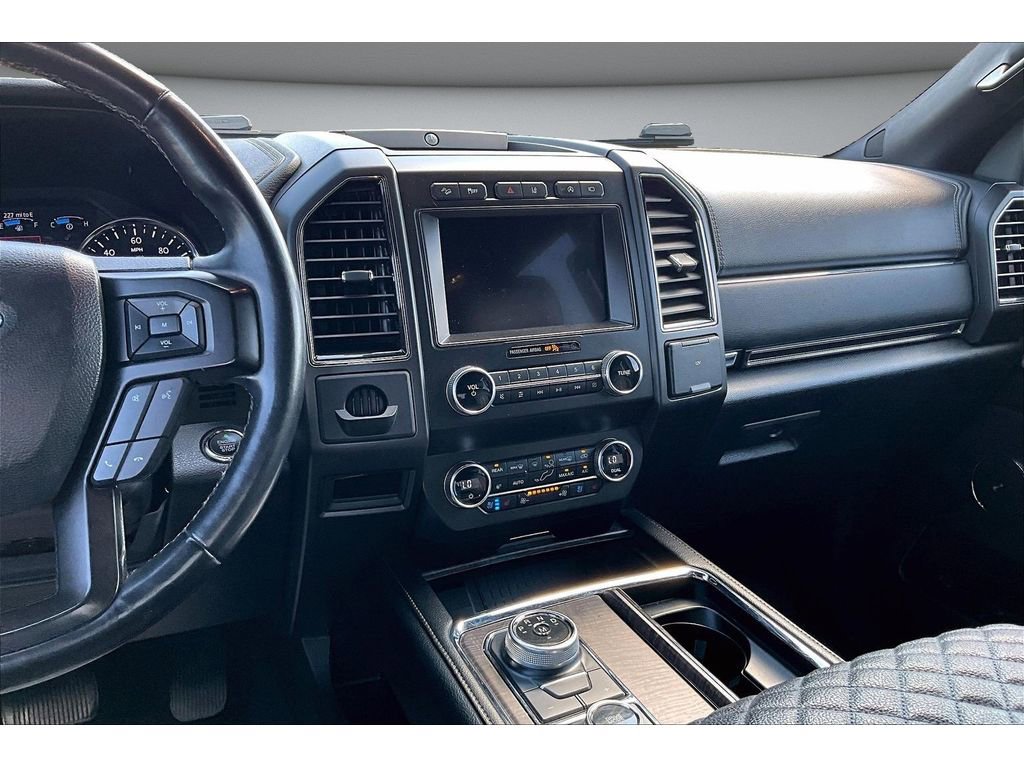 Used 2020 Ford Expedition Limited w/ Equipment Group 302A AWD/4WD image 8