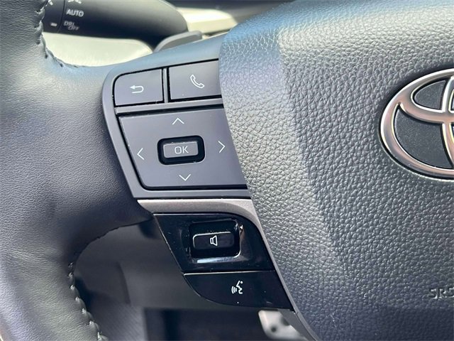 Used 2025 Toyota Camry XSE image 27