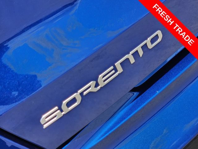 Used 2023 Kia Sorento S w/ Panoramic Sunroof Package FWD image 11