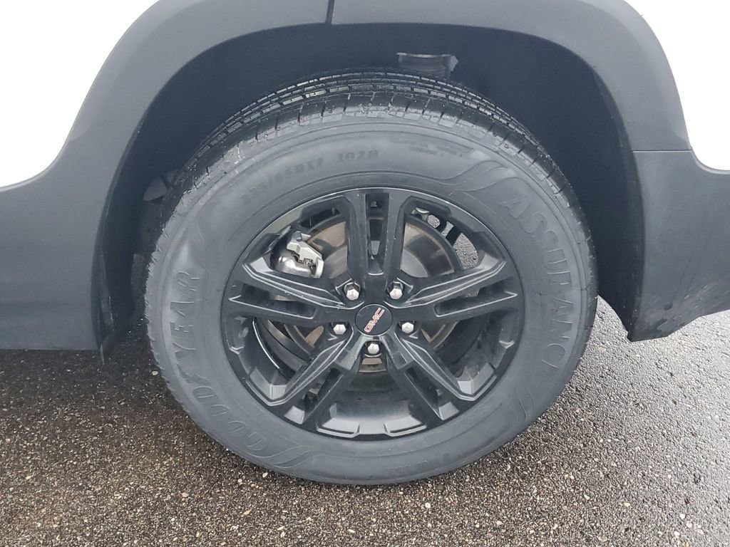 Used 2022 GMC Terrain AT4 w/ Infotainment Package II image 5