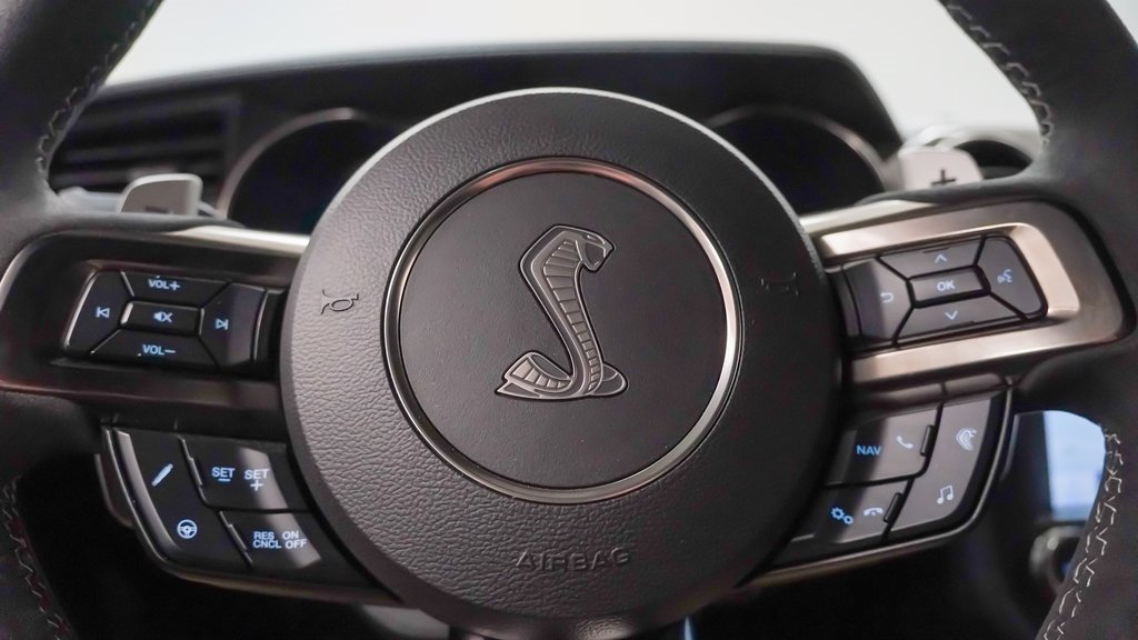 Used 2021 Ford Mustang Shelby GT500 w/ Technology Package image 23