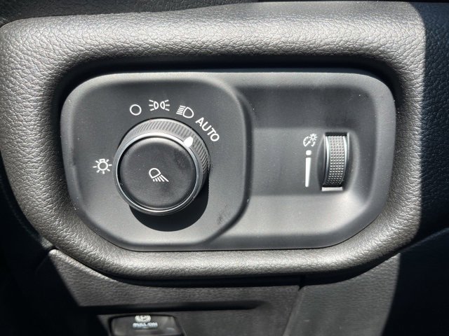 New 2025 RAM 1500 Tradesman image 23