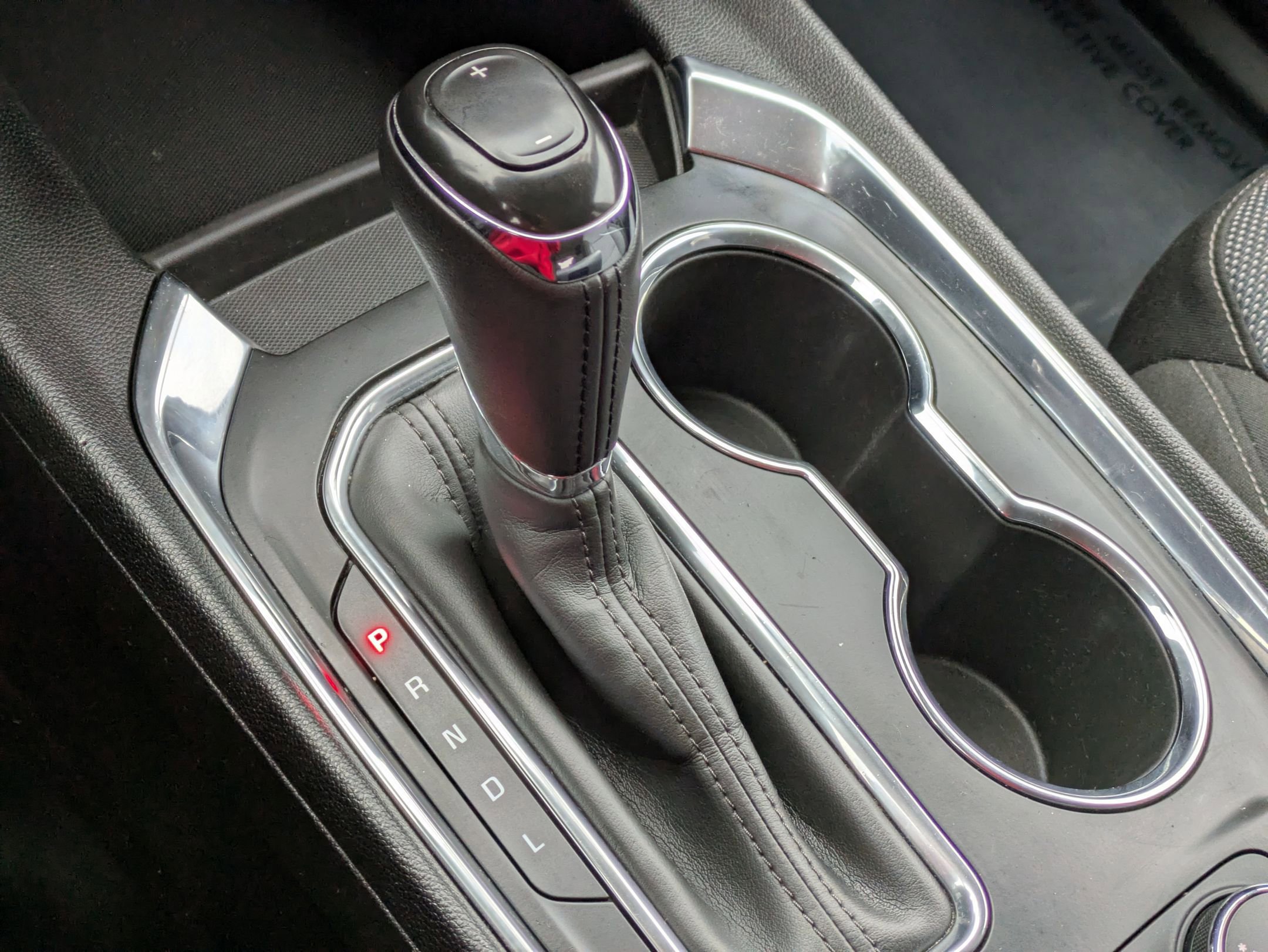 Used 2018 Chevrolet Traverse LT image 16