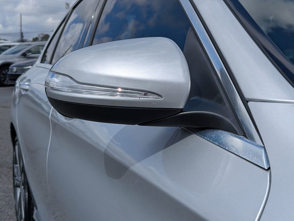 Used 2016 Mercedes-Benz C 300 Sedan image 12