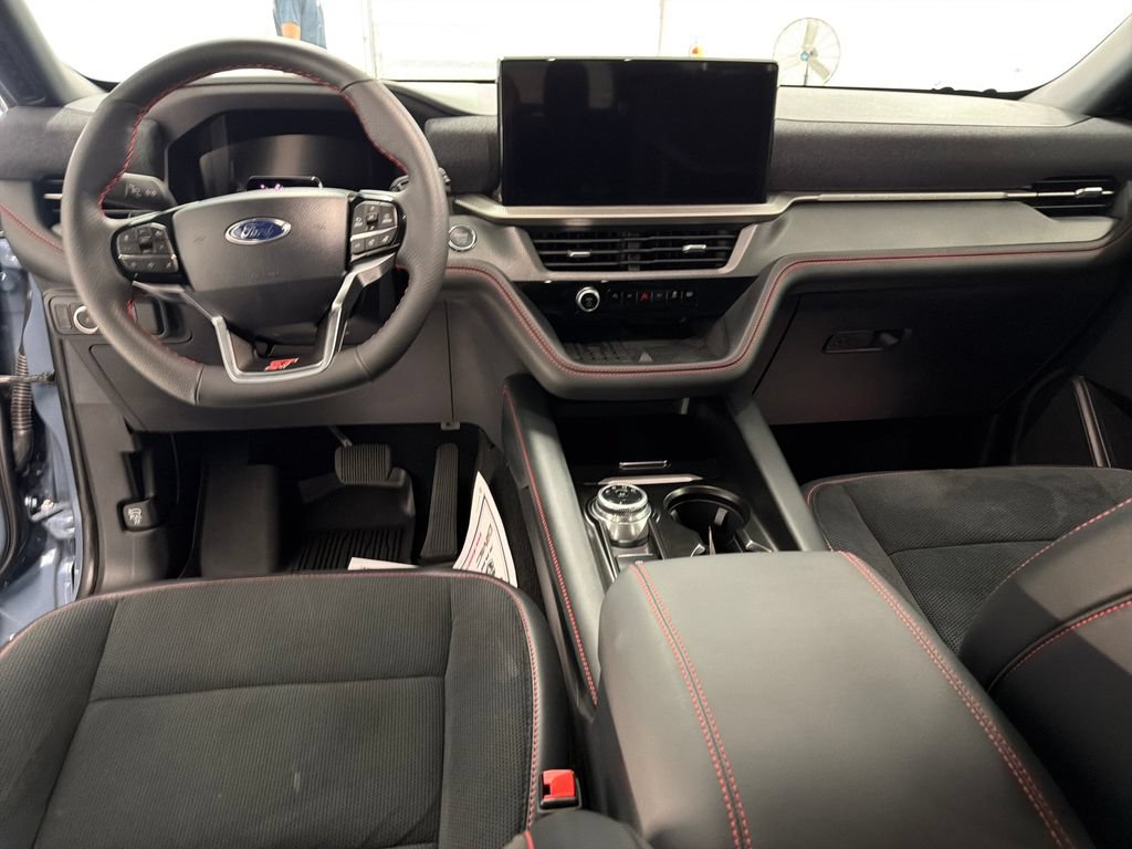 Used 2025 Ford Explorer ST w/ Sun And Sound Package AWD/4WD image 14