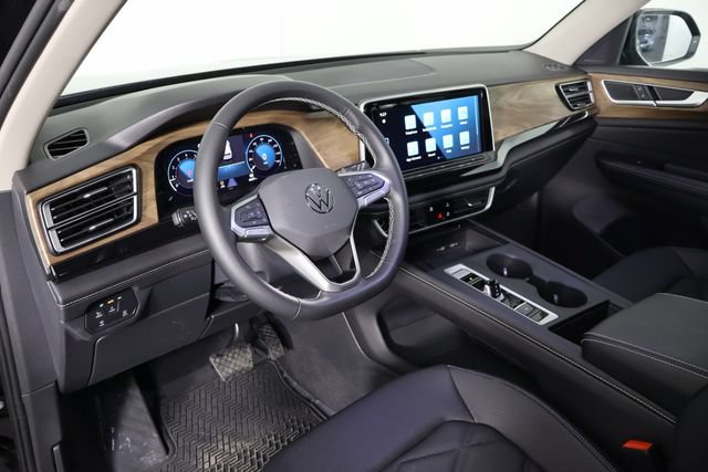 Used 2026 Volkswagen Atlas SE FWD image 23