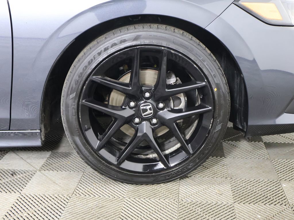 Used 2023 Honda Civic Sport image 18