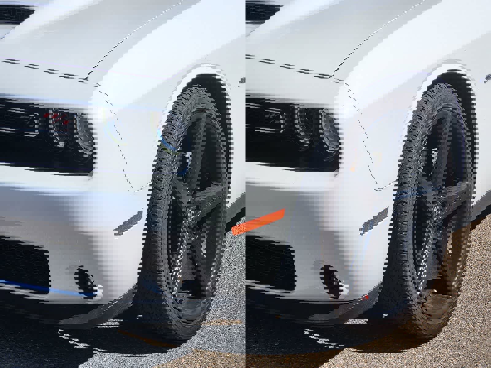 Used 2019 Dodge Challenger R/T w/ Driver Convenience Group image 8