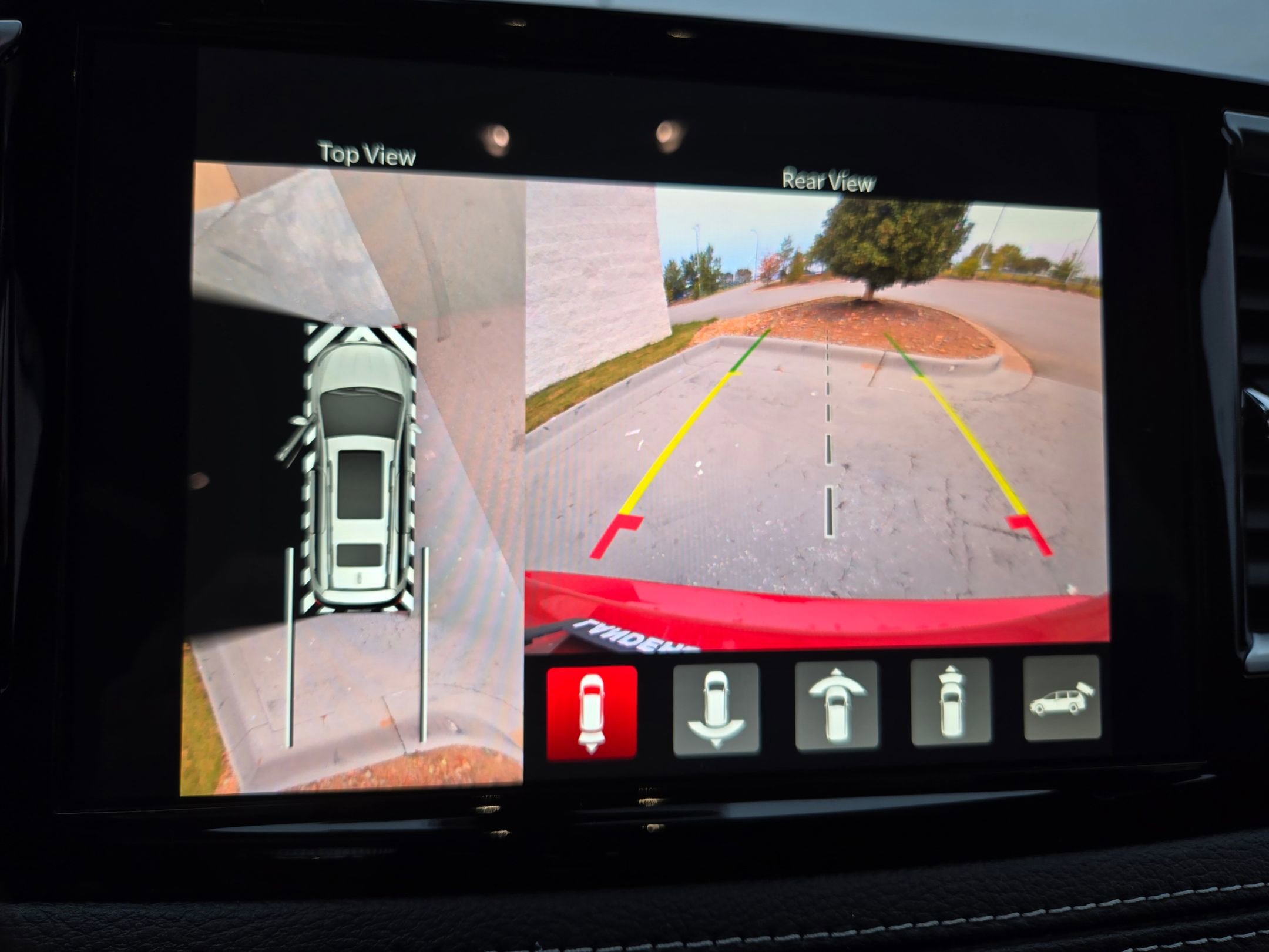 New 2026 Chrysler Pacifica Limited image 26