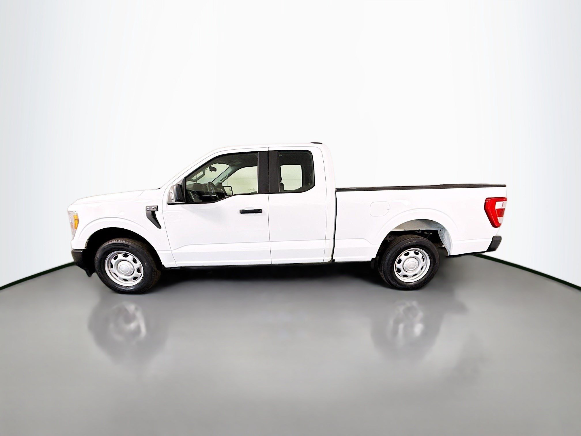 Used 2022 Ford F150 XL RWD image 6