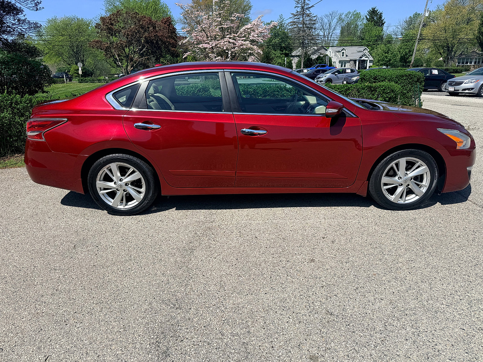 Used 2015 Nissan Altima 2.5 SL w/ Technology Package FWD image 3