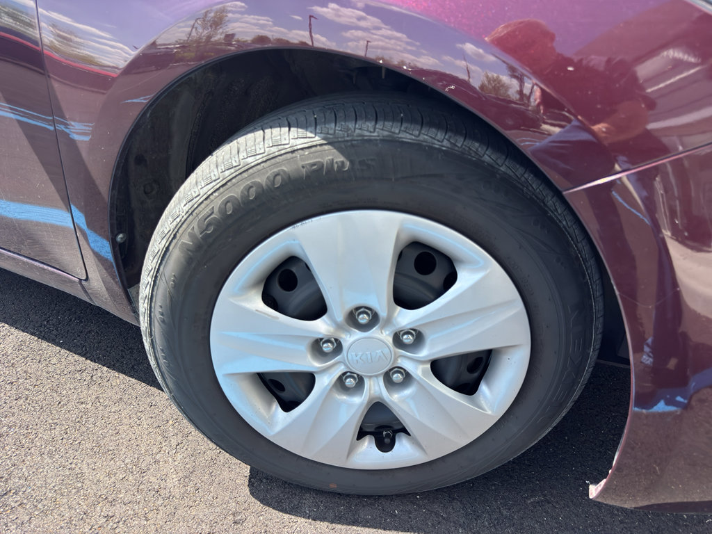 Used 2018 Kia Forte LX FWD image 8