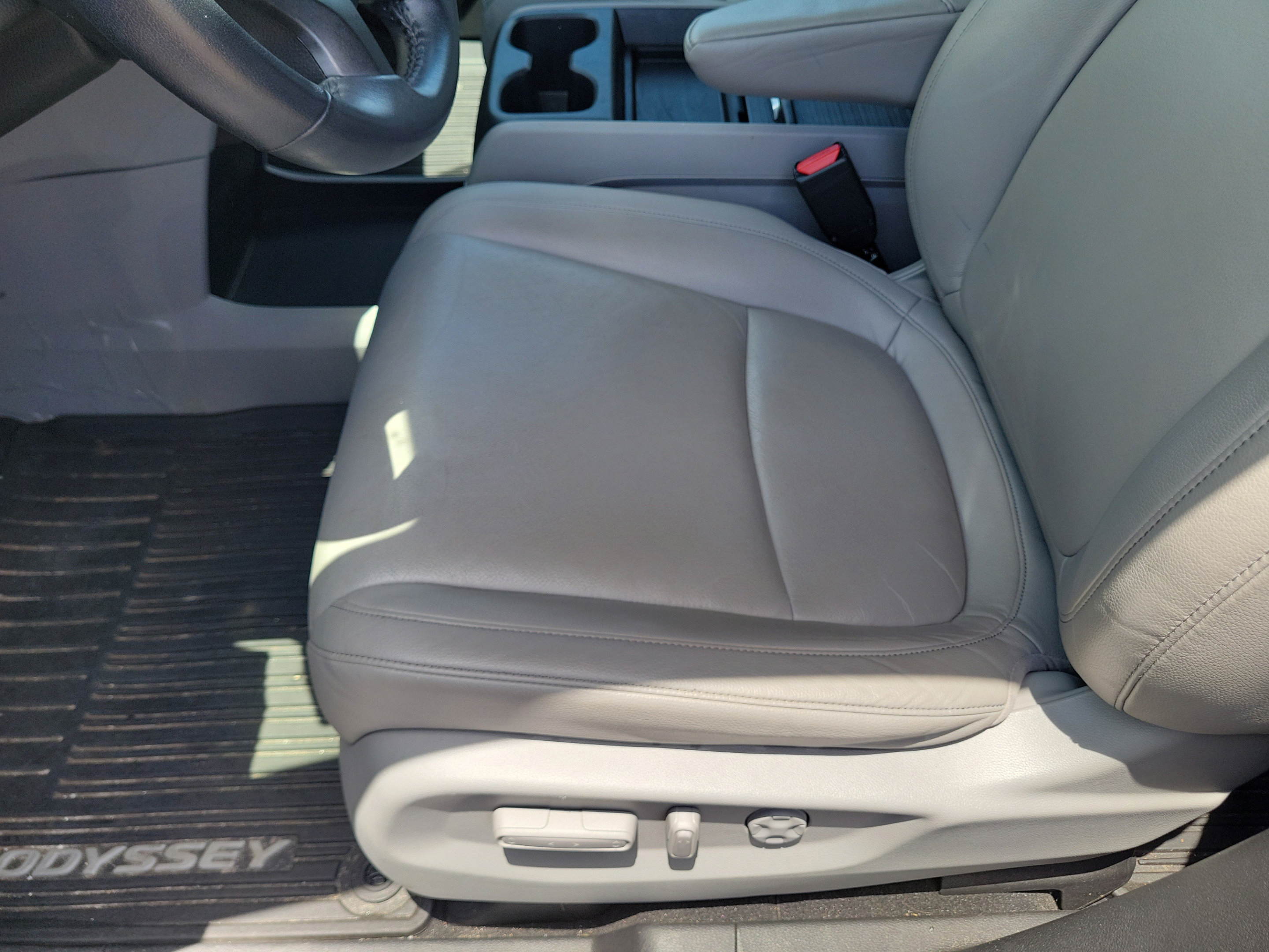 Certified 2023 Honda Odyssey EX-L image 26