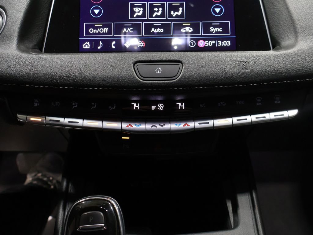 Used 2020 Cadillac XT4 Premium Luxury image 33