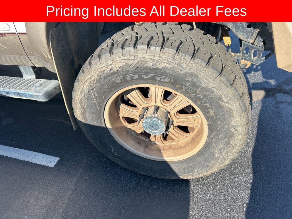 Used 2013 Ford F250 King Ranch w/ King Ranch w/Chrome Pkg AWD/4WD image 2