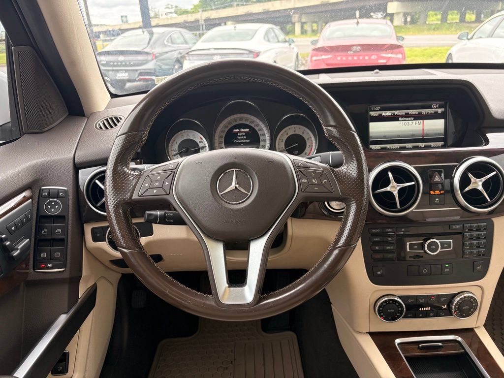 Used 2015 Mercedes-Benz GLK 350 2WD image 14