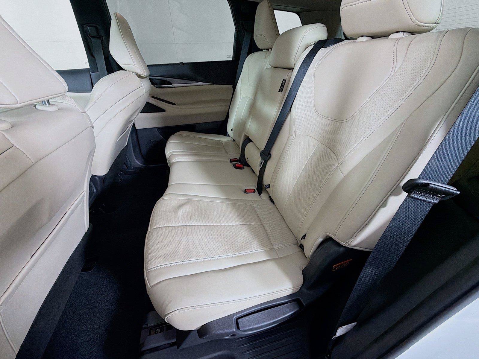Used 2023 INFINITI QX60 Luxe w/ Cargo Package AWD/4WD image 26