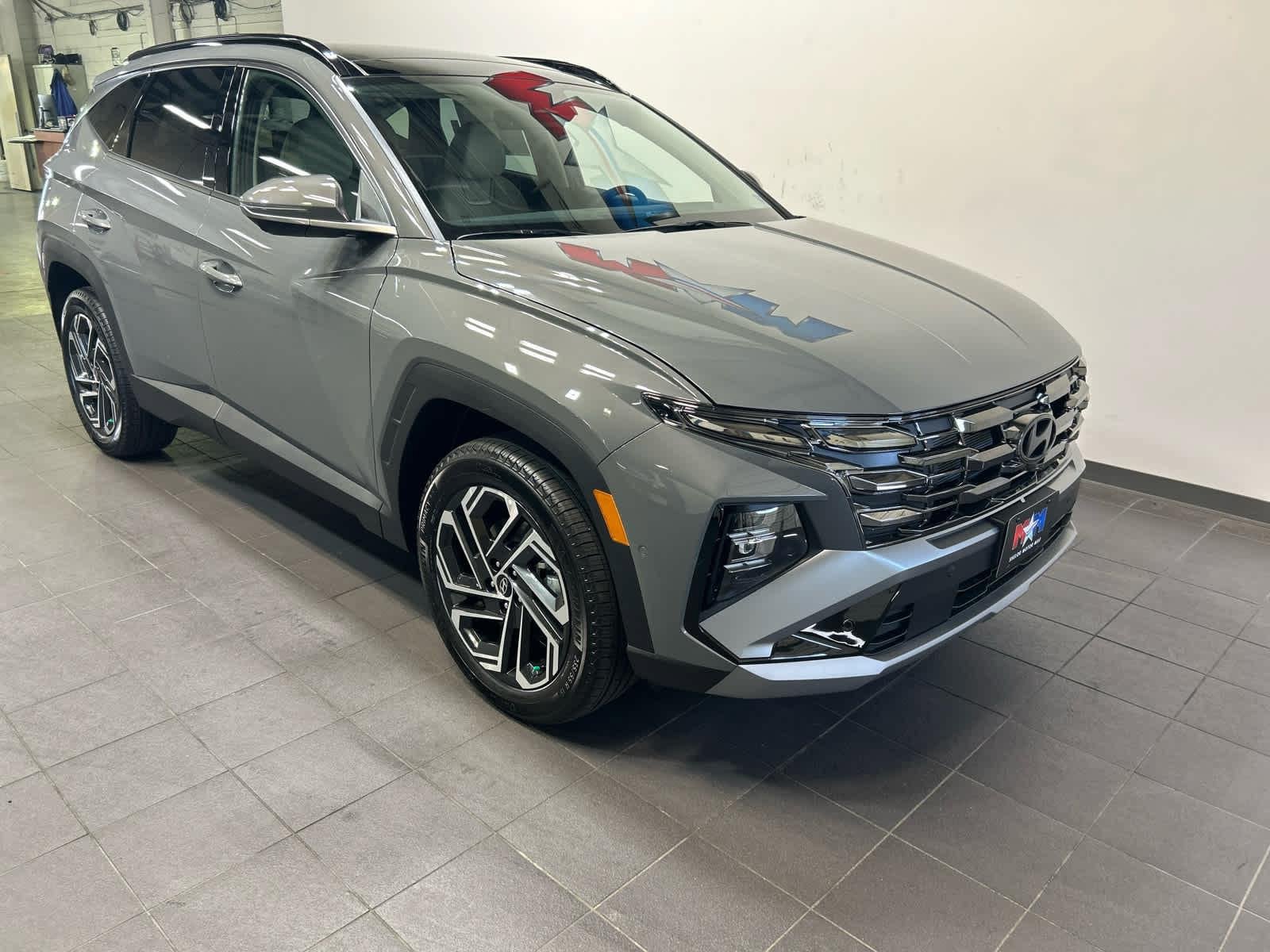 New 2026 Hyundai Tucson Limited AWD/4WD image 2