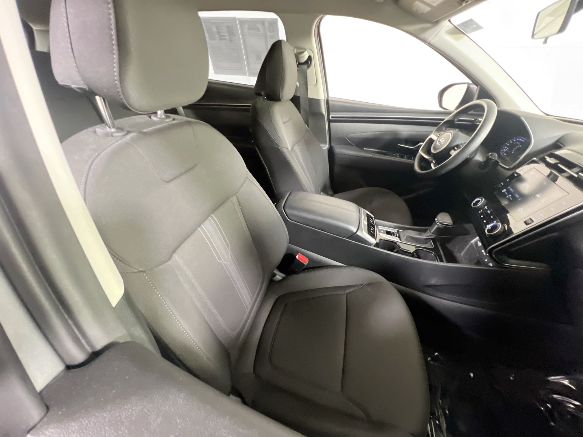 Used 2023 Hyundai Tucson SEL w/ Cargo Package AWD/4WD image 26