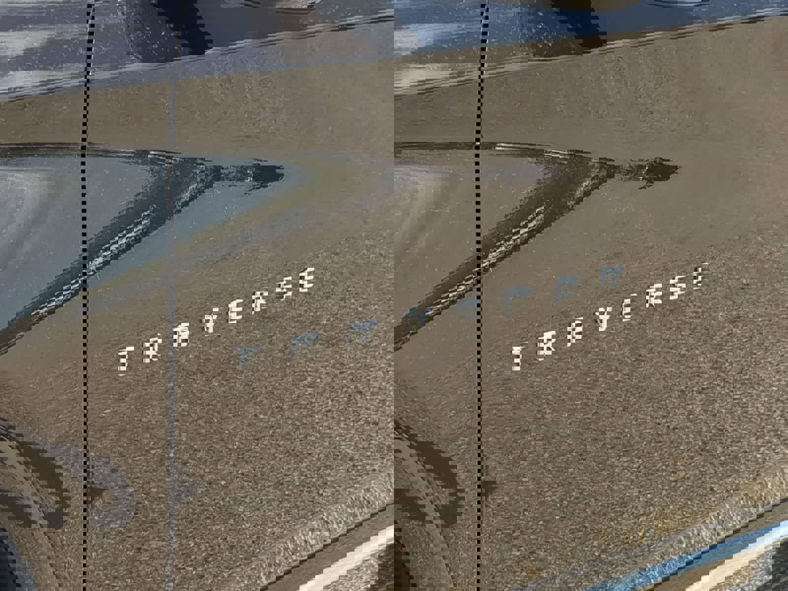 Used 2018 Chevrolet Traverse High Country AWD/4WD image 13