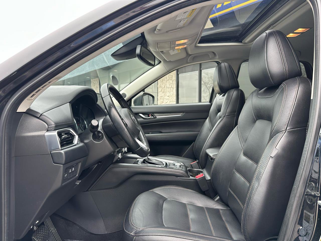 Used 2019 MAZDA CX-5 Grand Touring FWD image 2
