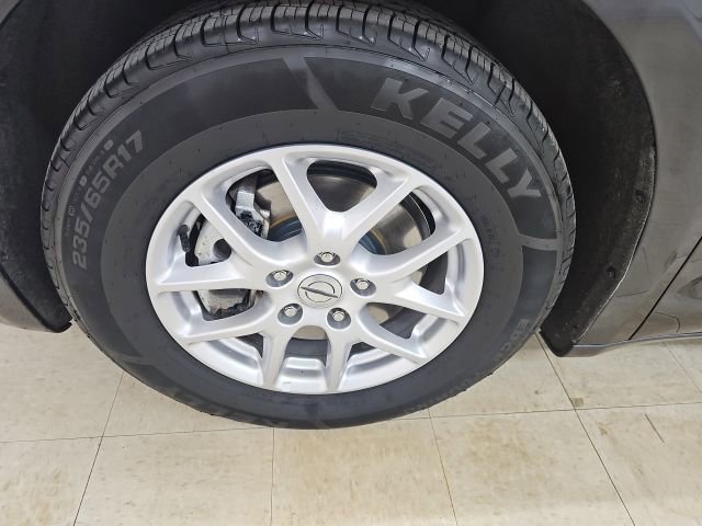 Used 2023 Chrysler Pacifica Touring-L FWD image 15