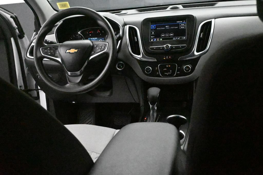 Used 2024 Chevrolet Equinox LS w/ LS Convenience Package FWD image 14