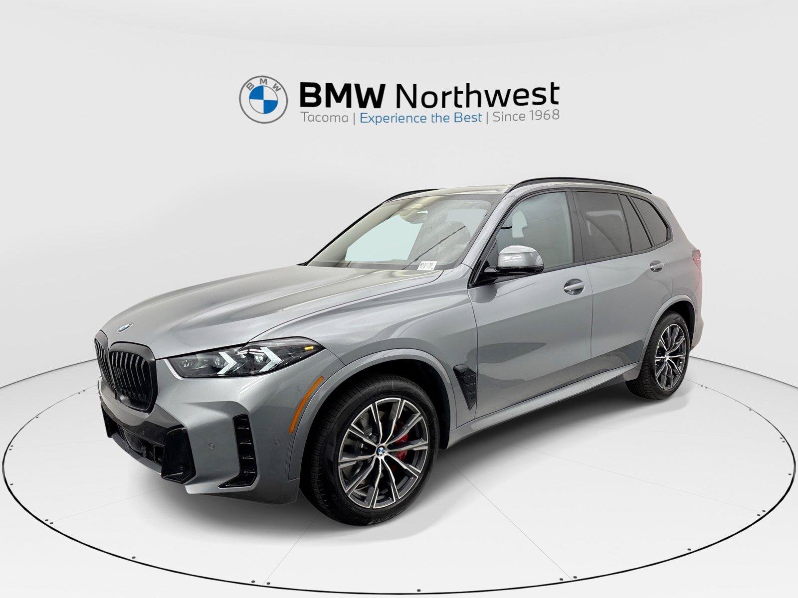New 2026 BMW X5 xDrive40i w/ M Sport Package