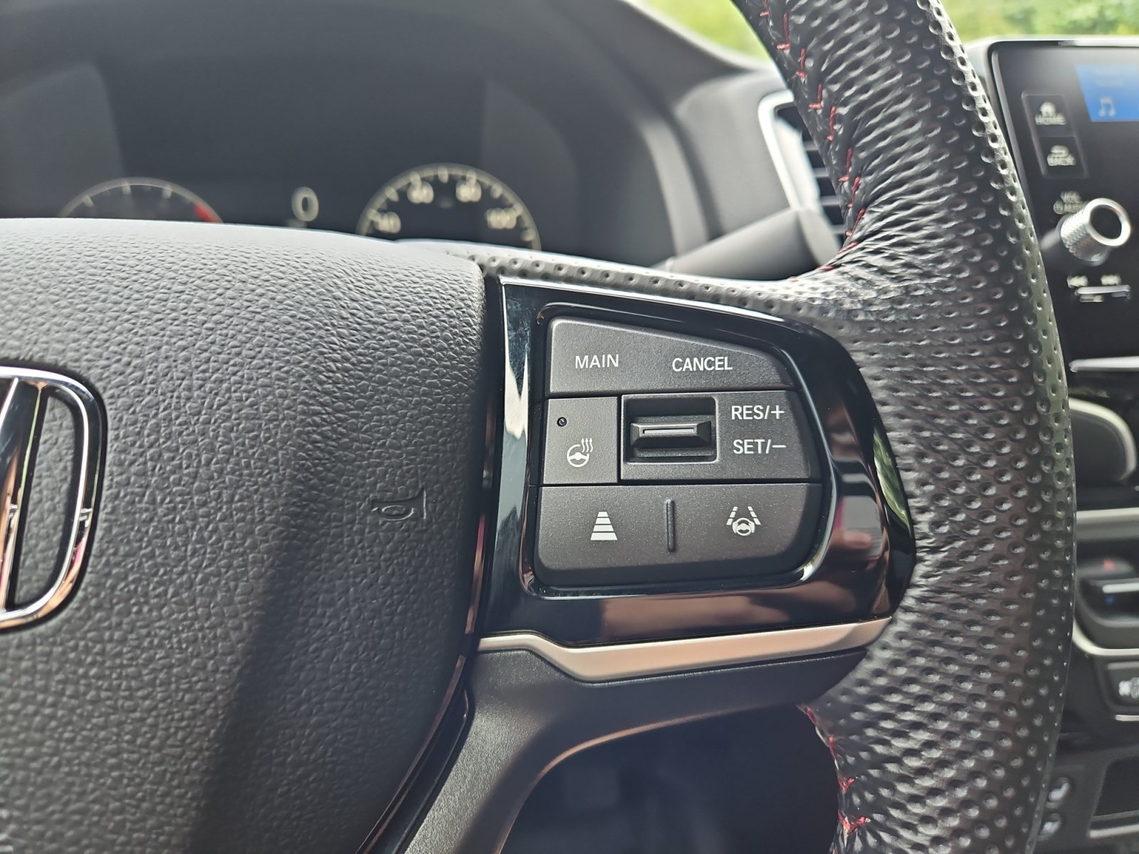 Used 2024 Honda Ridgeline Black Edition image 28