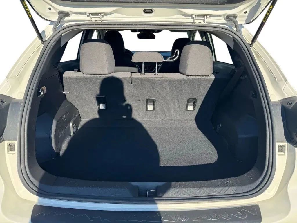 Used 2024 Subaru Crosstrek 2.0i Premium w/ Crosstrek Mirror Package image 25