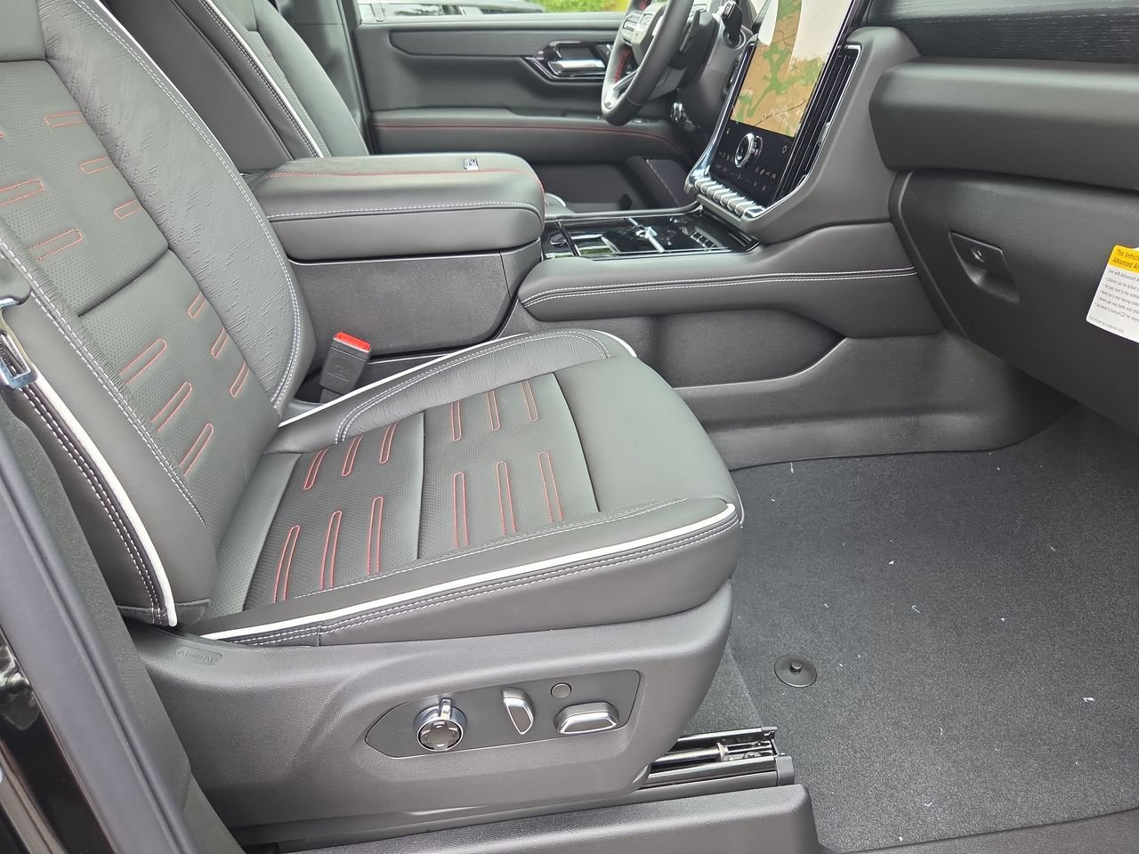 New 2027 GMC Yukon AT4 Ultimate AWD/4WD image 29