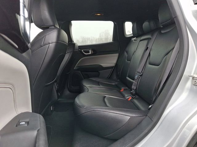 Used 2024 Jeep Compass Limited image 10