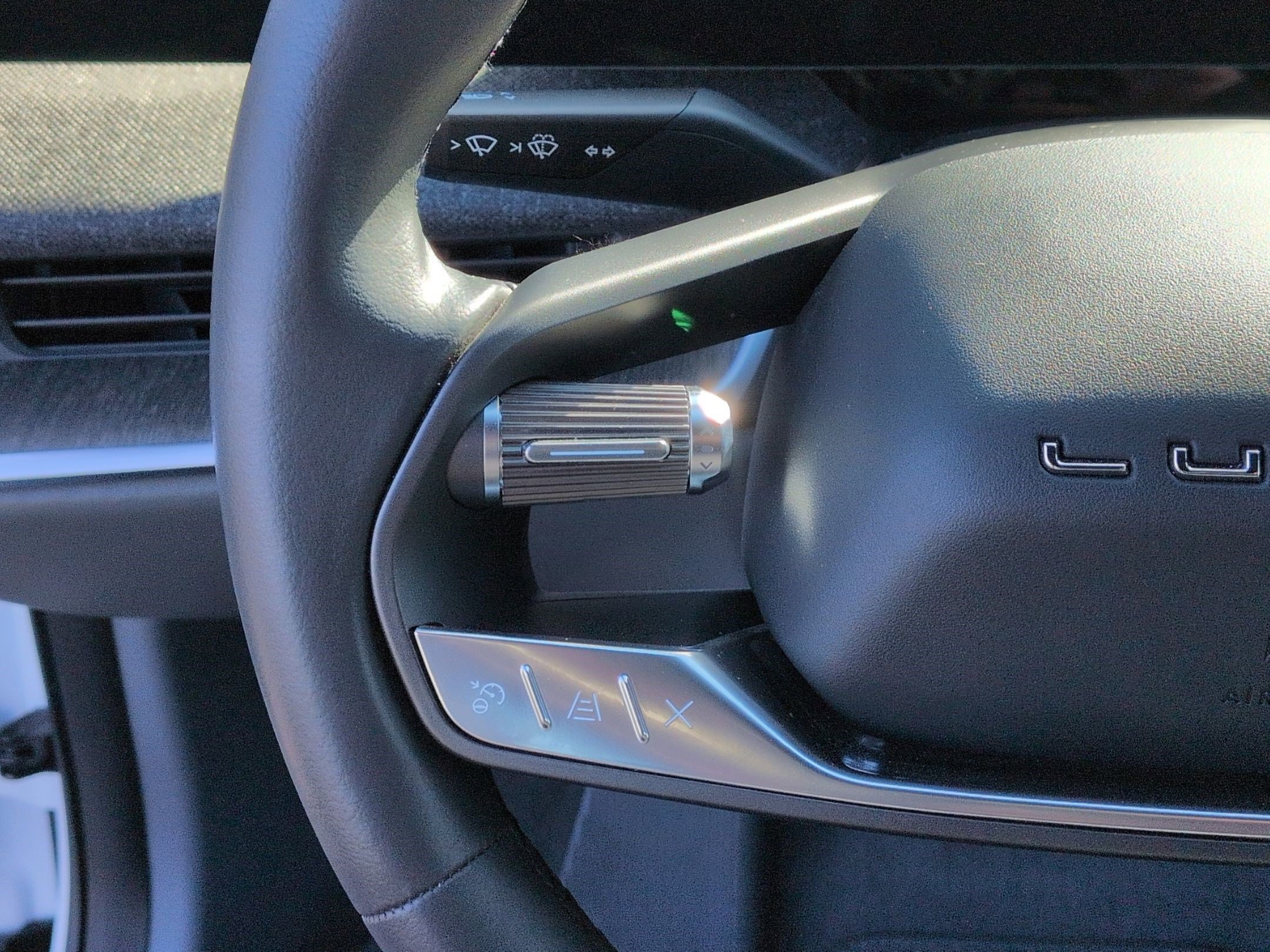 Used 2024 Lucid Air Pure RWD image 19