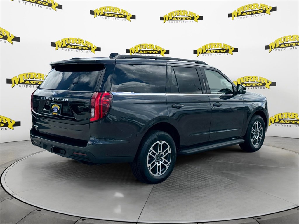 New 2025 Ford Expedition Active image 5
