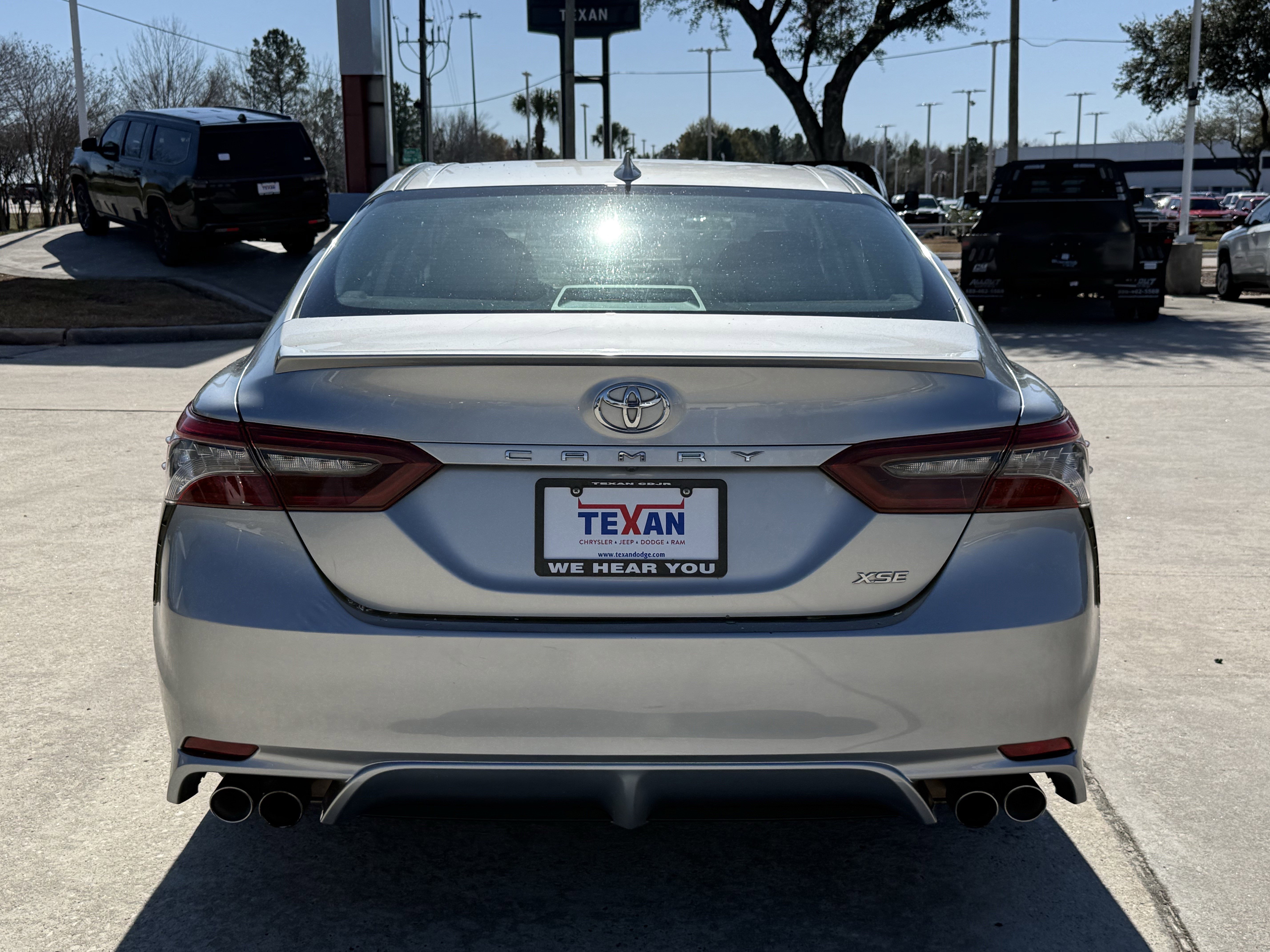 Used 2023 Toyota Camry XSE image 6