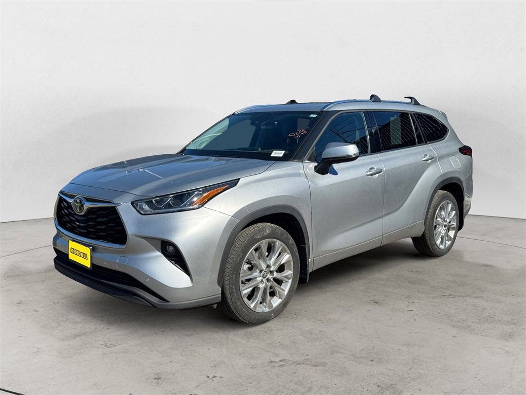 Used 2022 Toyota Highlander Limited