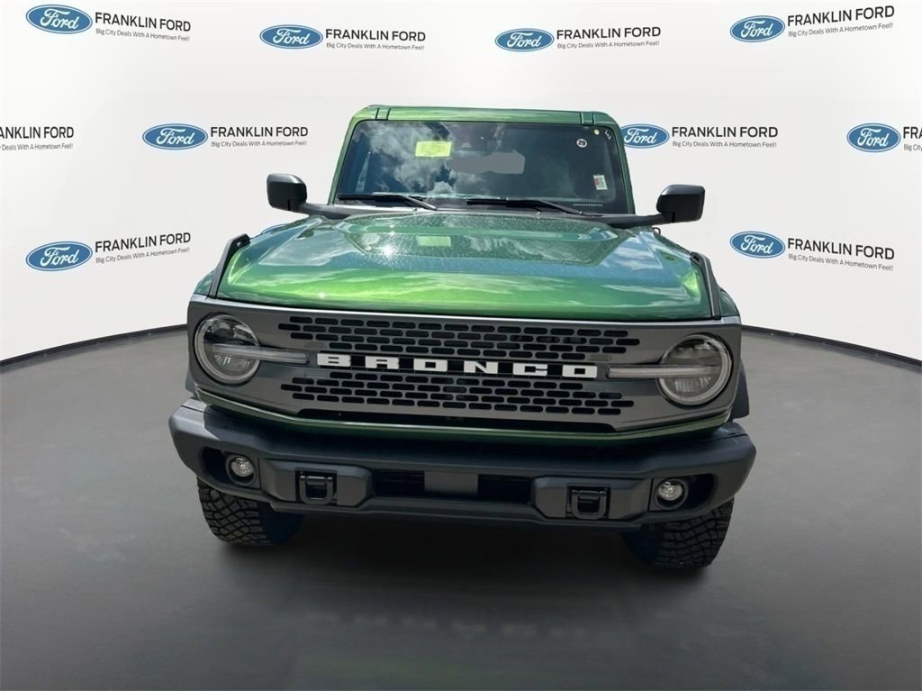 New 2025 Ford Bronco Badlands image 3