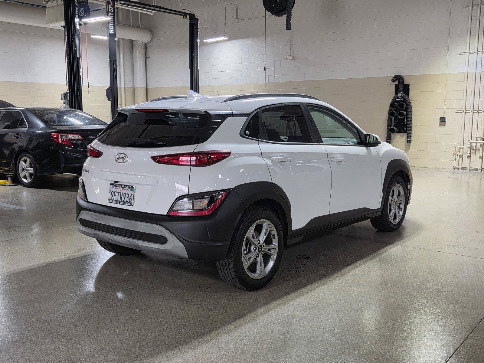 Used 2023 Hyundai Kona SEL w/ Convenience Package FWD image 7